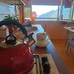 By Torre De Arriba مكان تخييم بينايمانتل