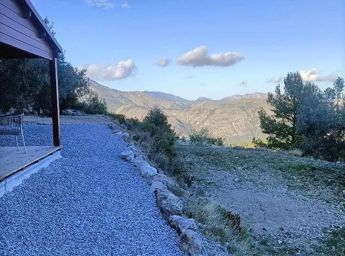 Camping By Torre De Arriba *